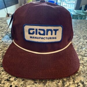 Giant Manufacturing Brown Cap